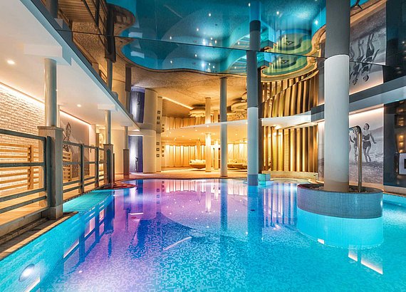 5 Sterne Hotel Südtirol - die Wasserwelten im Preidlhof